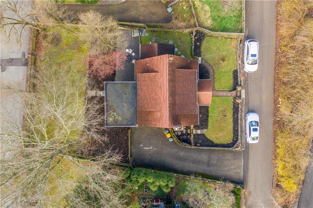 105 Fahnestock Road Pittsburgh, PA 15215 - Photo 18 of 20 a view of a bathroom