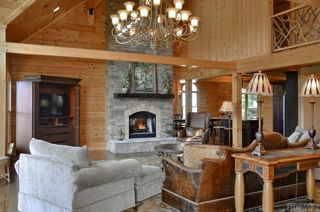 644 Deer Run Road Sapphire, NC 28774 - Photo 7 of 46 Gallery Image 7