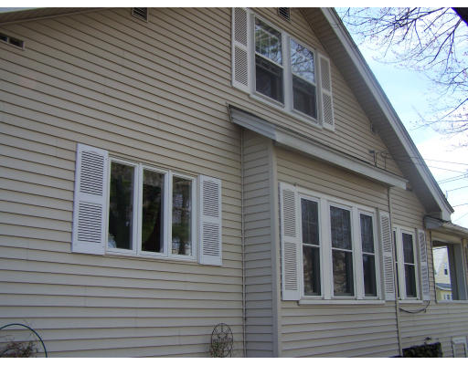 40 Marland Road Worcester, MA 01606 - Photo 3 of 5 Gallery Image 3