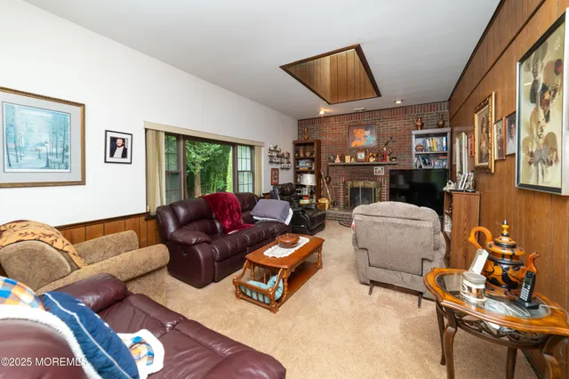 $949,500 | 34 Michele Drive, Middletown, NJ 07748