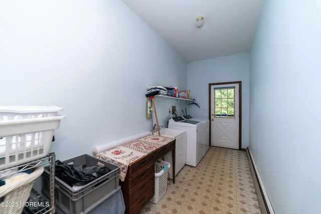 $949,500 | 34 Michele Drive, Middletown, NJ 07748