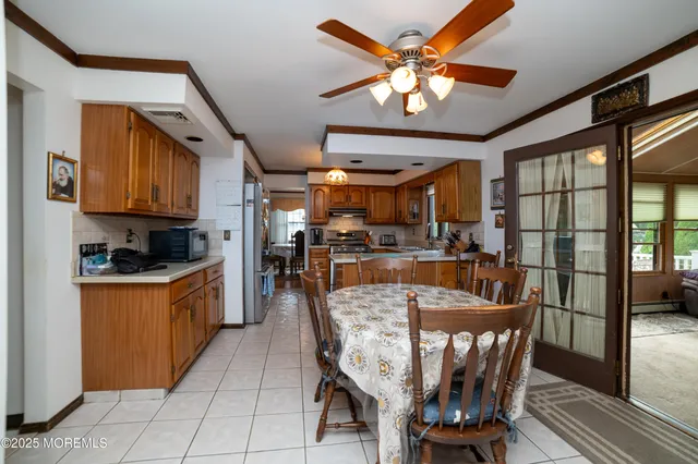 $949,500 | 34 Michele Drive, Middletown, NJ 07748