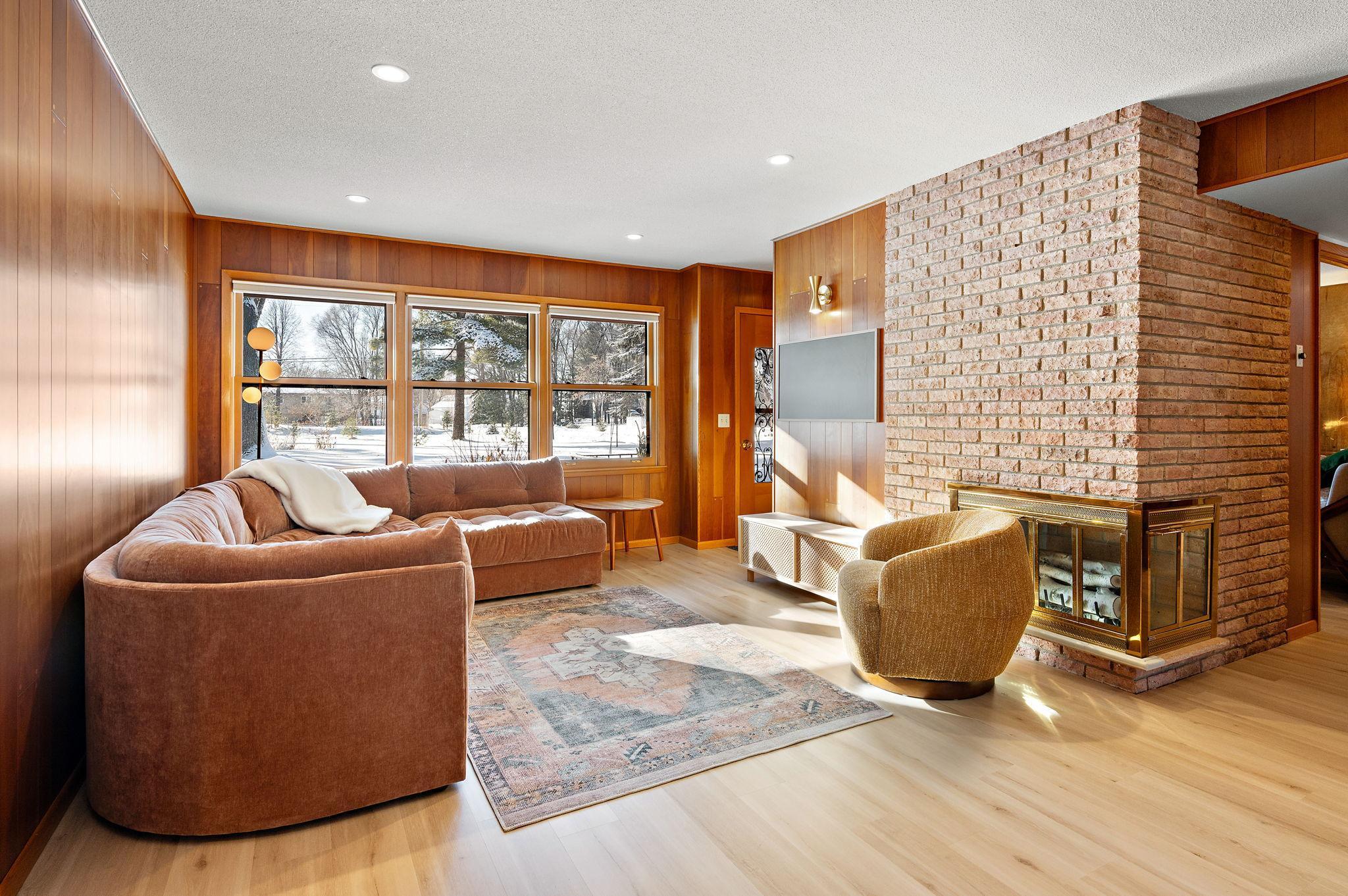 11750 West River Road Champlin, MN 55316 - Photo 9 of 39