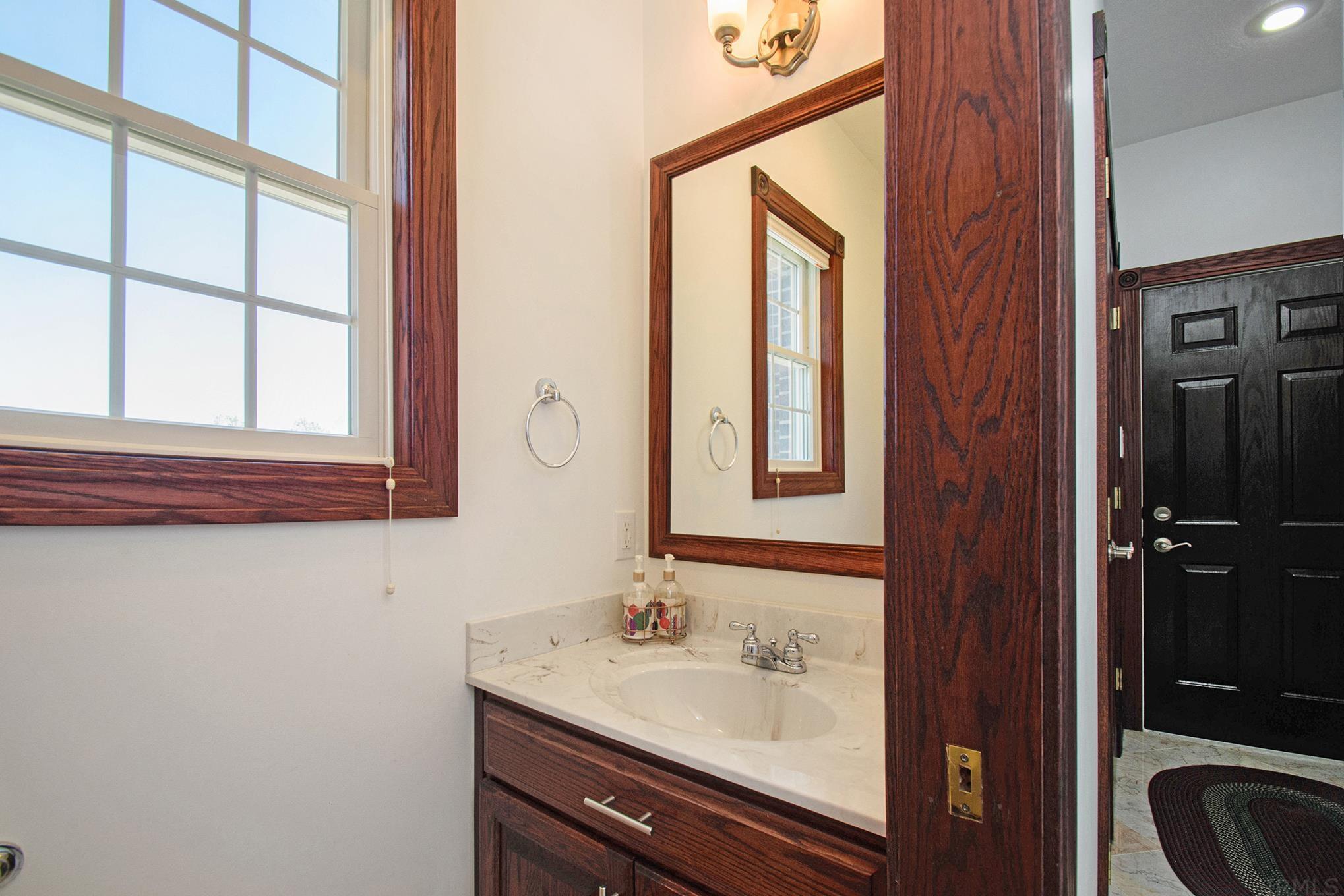 13195 Jackson Road Mishawaka, IN 46544 - Photo 12 of 31 Gallery Image 12