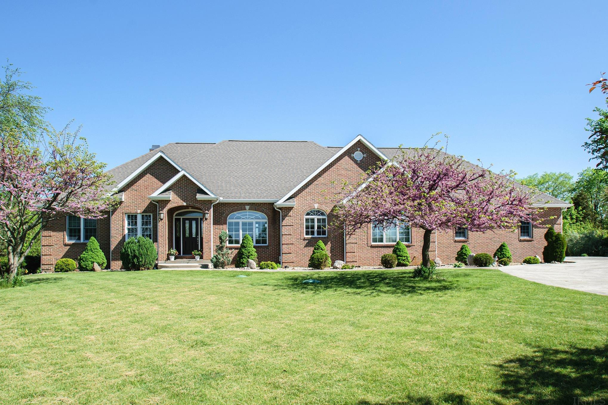 13195 Jackson Road Mishawaka, IN 46544 - Photo 3 of 31 Gallery Image 3