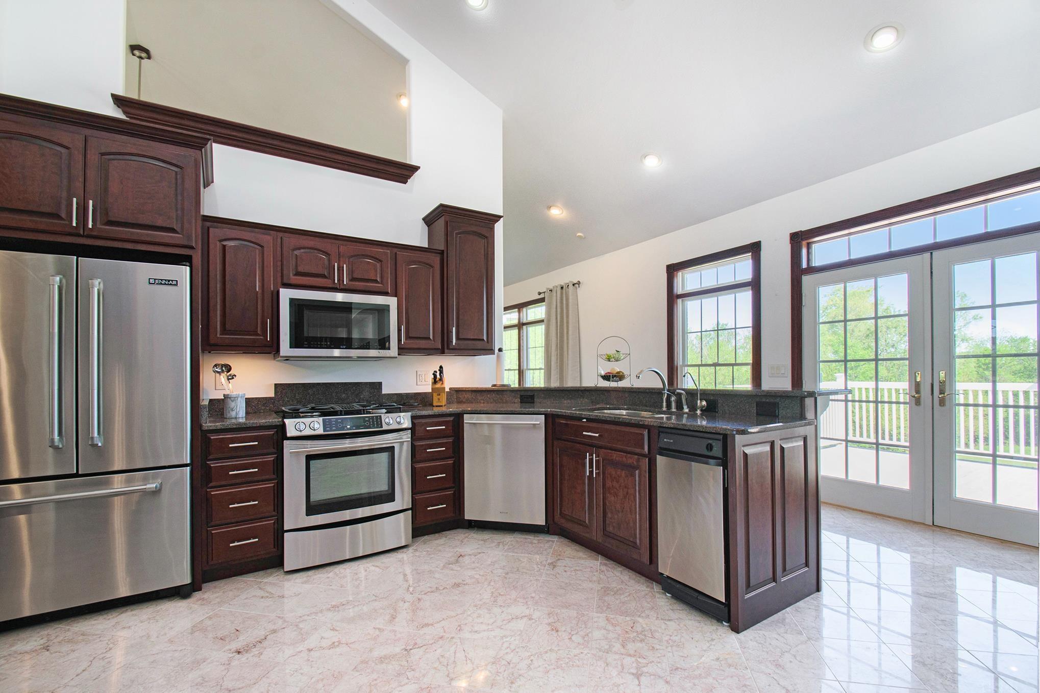 13195 Jackson Road Mishawaka, IN 46544 - Photo 10 of 31 Gallery Image 10