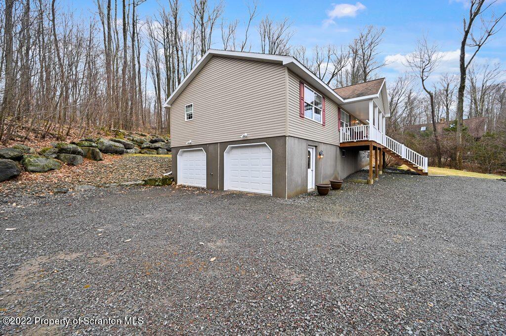 10 East Lake Road Moscow, PA 18444 - Photo 9 of 67 Gallery Image 9