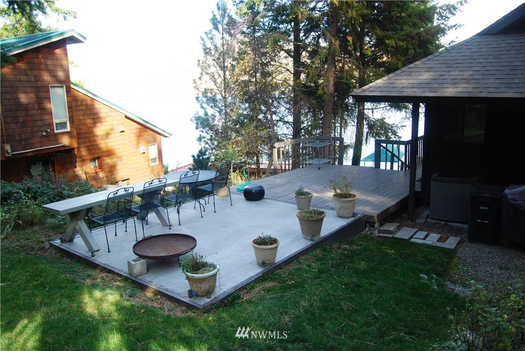 12700 South Lakeshore Road Chelan, WA 98816 - Photo 20 of 24 Gallery Image 20