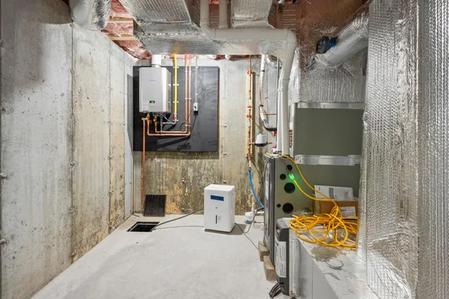 $794,900 | 81 Creeks Edge Drive, Saco, ME 04072