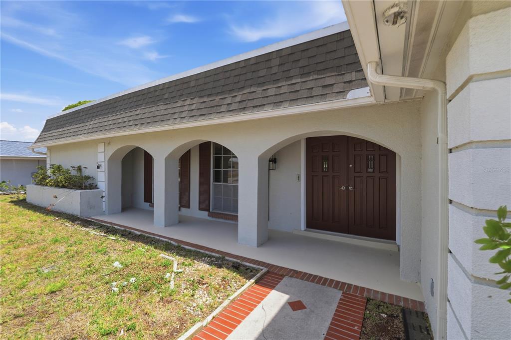 4018 Cashmere Drive New Port Richey, FL 34652 - Photo 3 of 39