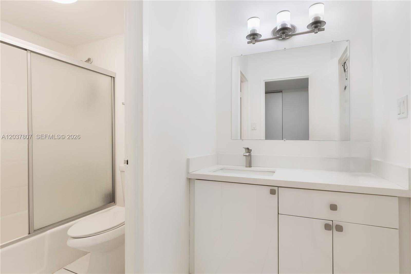 100 Lincoln Road, Unit 307 Miami Beach, FL 33139 - Photo 12 of 25