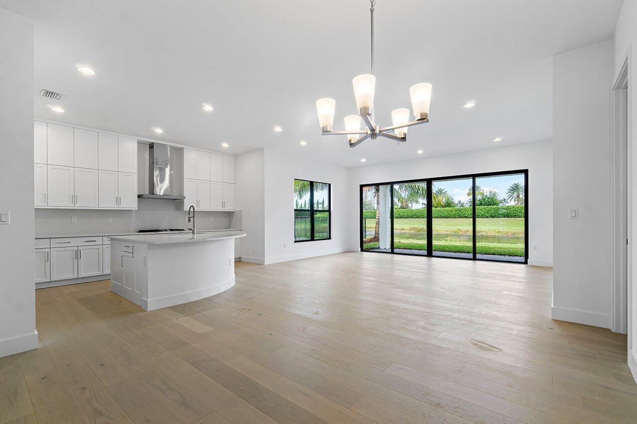 17291 Rainstream Road Boca Raton, FL 33496 - Photo 5 of 21 031-17291RainstreamRoad-BocaRaton-FL-334