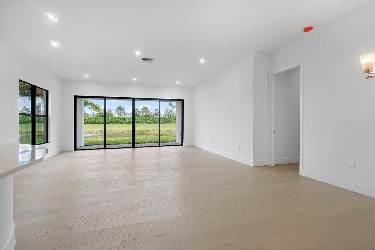 17291 Rainstream Road Boca Raton, FL 33496 - Photo 7 of 21 032-17291RainstreamRoad-BocaRaton-FL-334