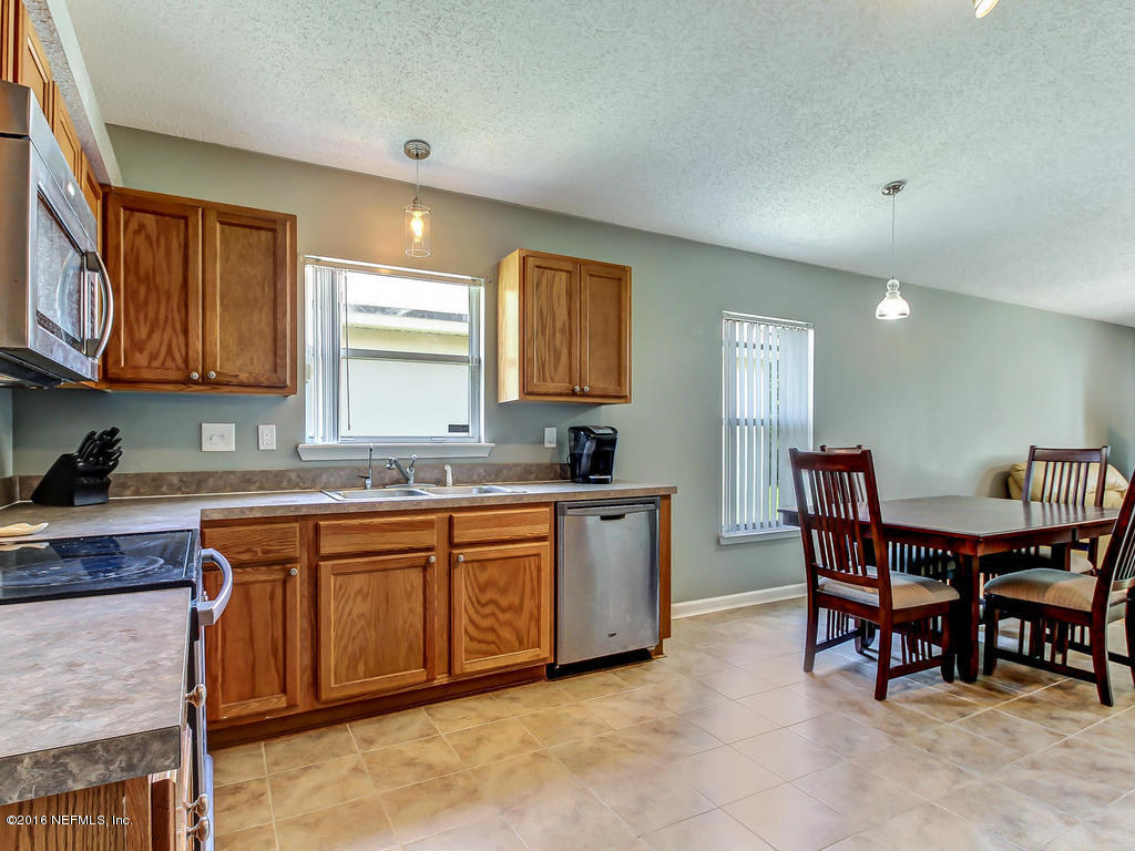 6873 Ridgeview Avenue Jacksonville, FL 32244 - Photo 12 of 30 6873 Ridgeview Ave-MLS_Size-013-22-Kitch