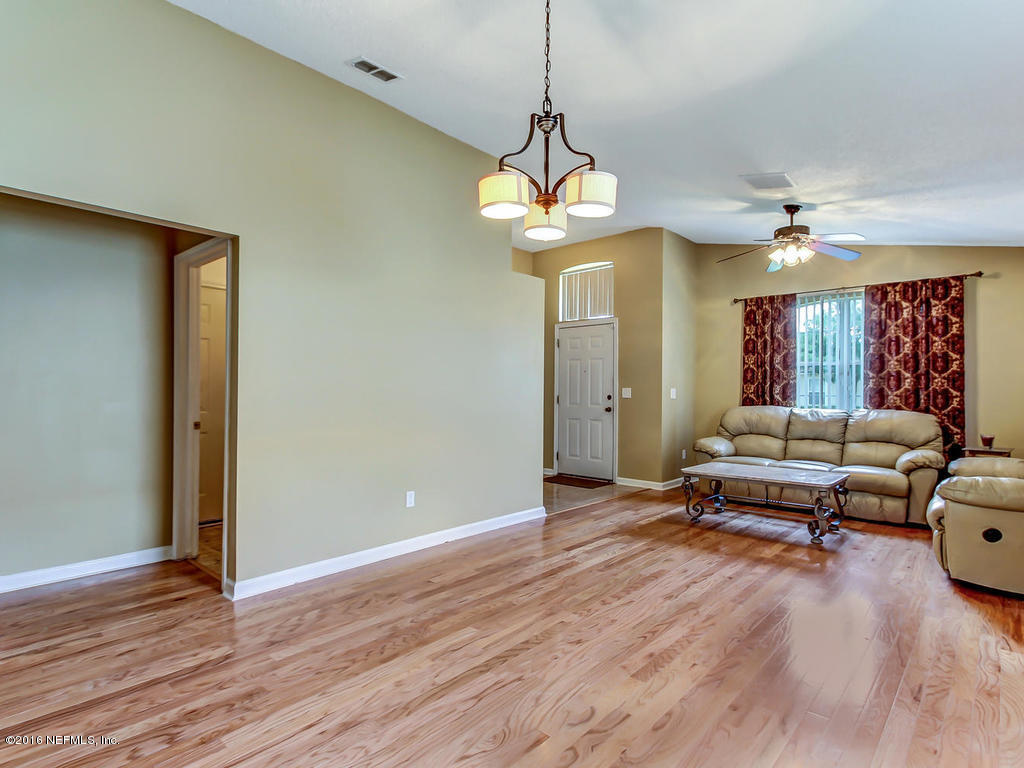 6873 Ridgeview Avenue Jacksonville, FL 32244 - Photo 9 of 30 6873 Ridgeview Ave-MLS_Size-010-13-Dinin