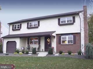 14 Edgemont Road Yardville, NJ 08620 - Photo 1 of 6