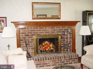 14 Edgemont Road Yardville, NJ 08620 - Photo 3 of 6