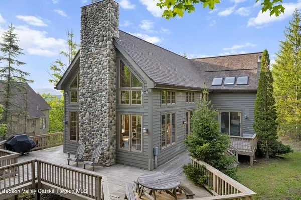 $2,300,000 | 16 White Way, Windham, NY 12496