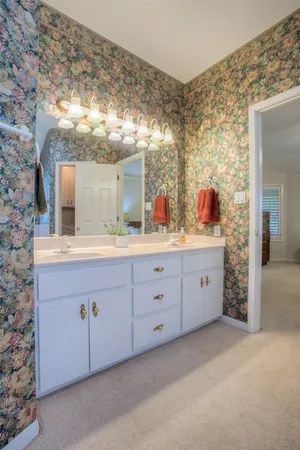 $2,100 | 134 Waters Edge, Huntsville, TX 77340