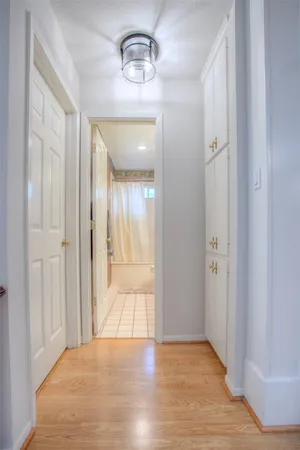 $2,100 | 134 Waters Edge, Huntsville, TX 77340