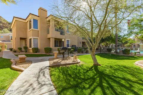$421,000 | 7887 North 16th Street, Unit 123, Phoenix, AZ 85020