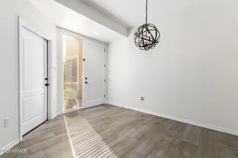 $421,000 | 7887 North 16th Street, Unit 123, Phoenix, AZ 85020