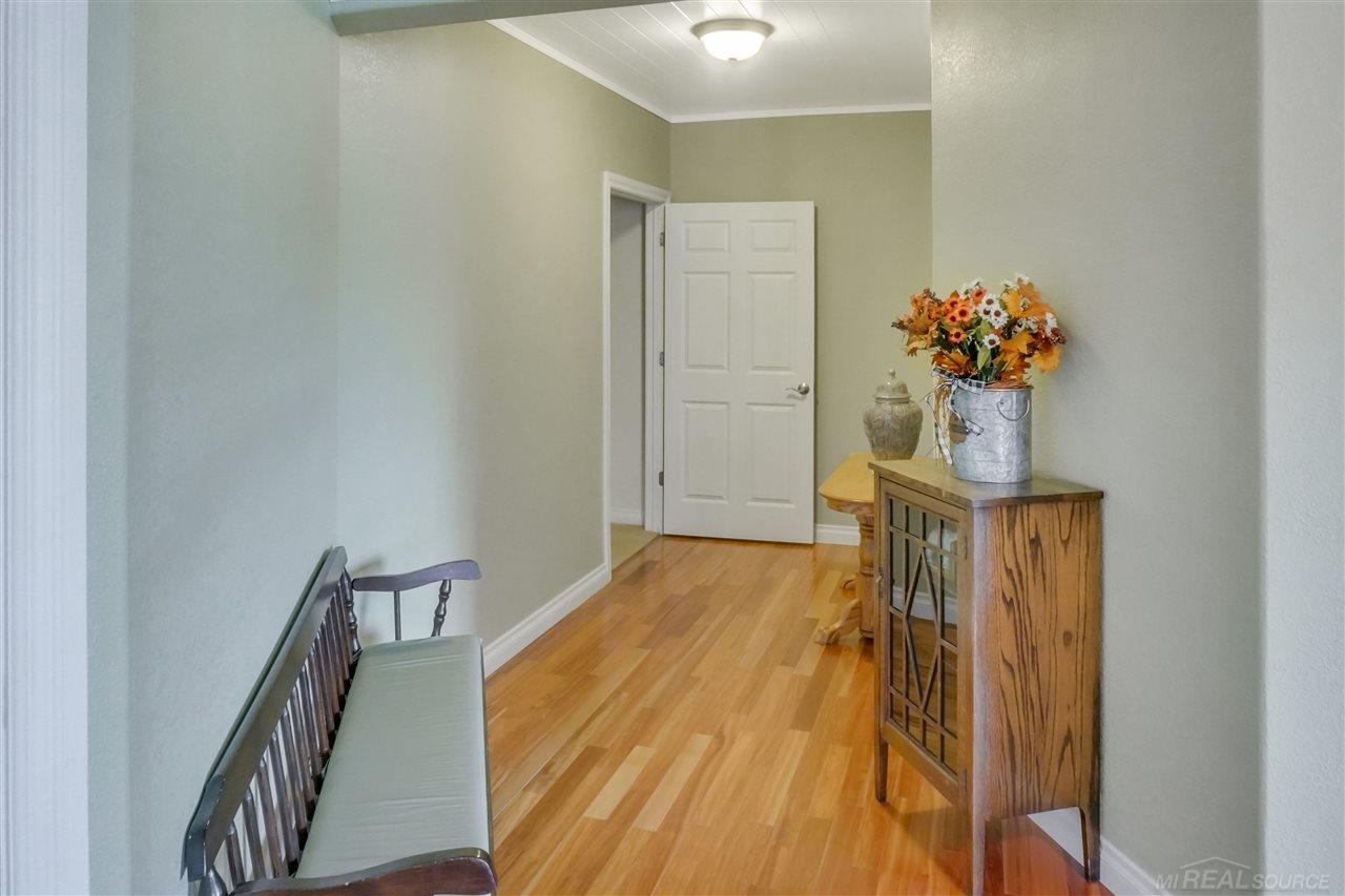 1148 Scott Ridge Drive Adrian, MI 49221 - Photo 49 of 76 50039508-48.JPG