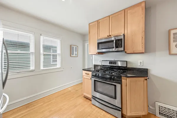 $1,900 | 4518 North Woodburn Street, Shorewood, WI 53211