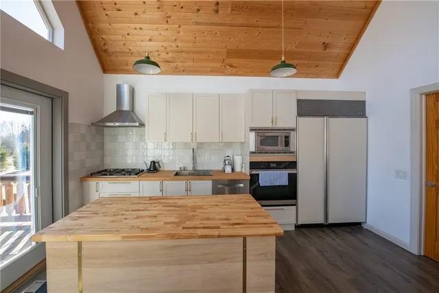 $699,000 | 2133 Close Hollow Road, Andes, NY 13731