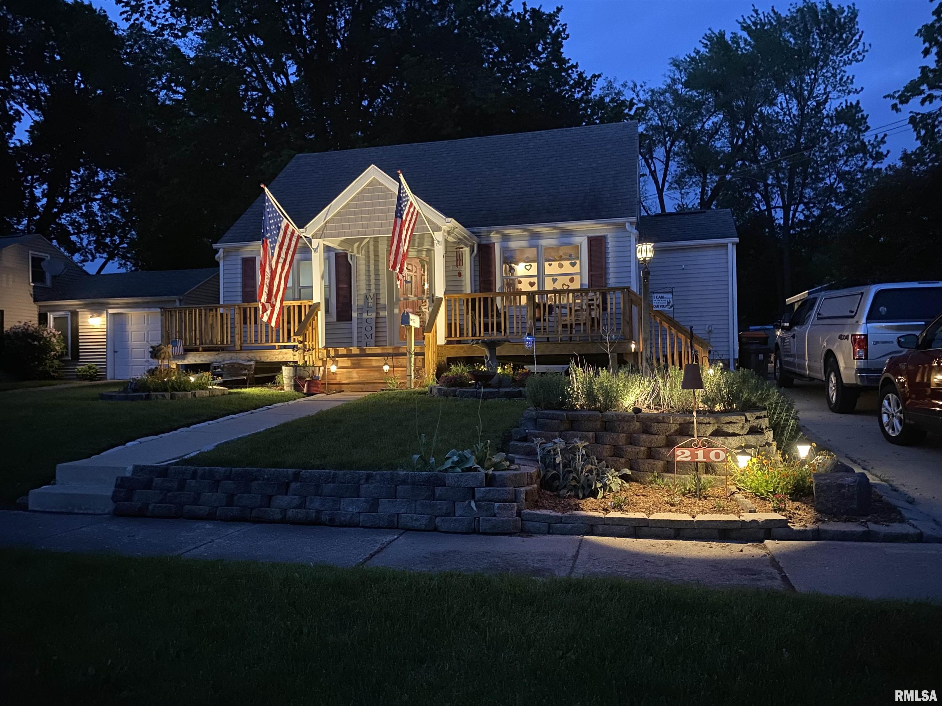 210 Court Drive Washington, IL 61571 - Photo 2 of 2 Gallery Image 2