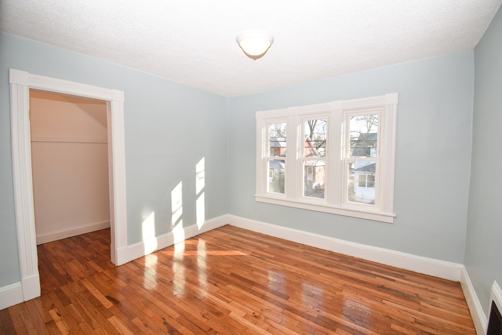 210 El Paso Street Springfield, MA 01104 - Photo 20 of 40 Gallery Image 20
