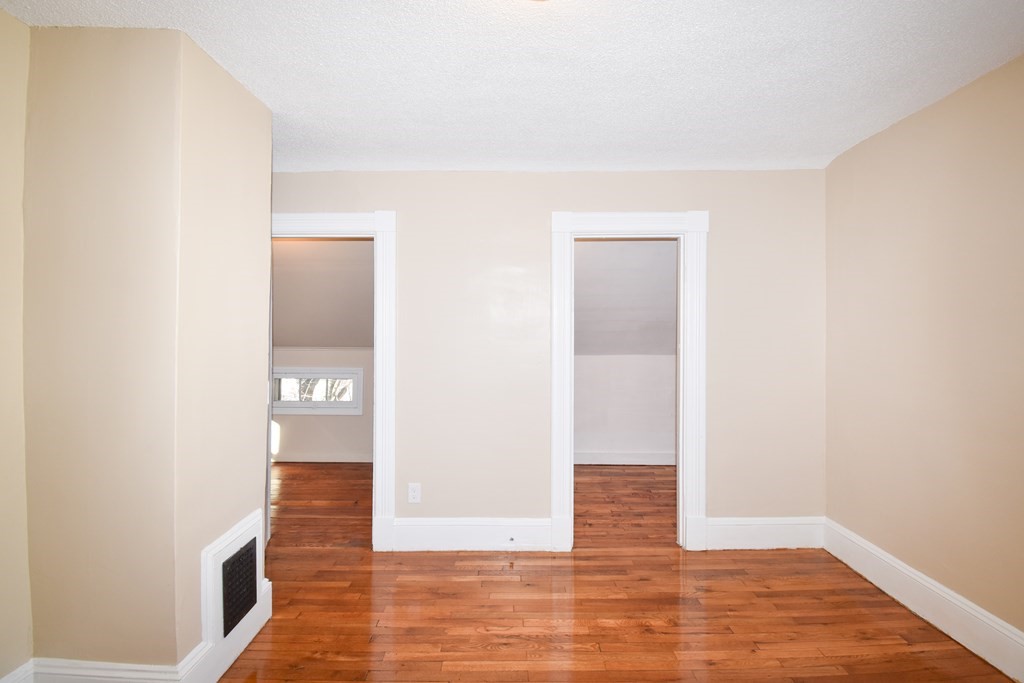 210 El Paso Street Springfield, MA 01104 - Photo 27 of 40 Gallery Image 27