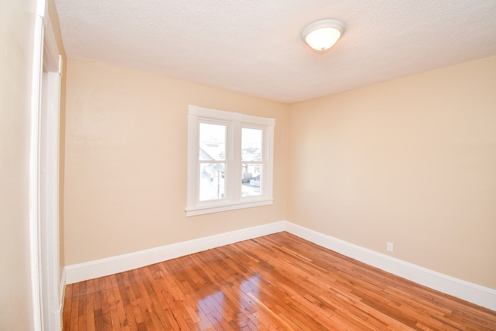 210 El Paso Street Springfield, MA 01104 - Photo 31 of 40 Gallery Image 31