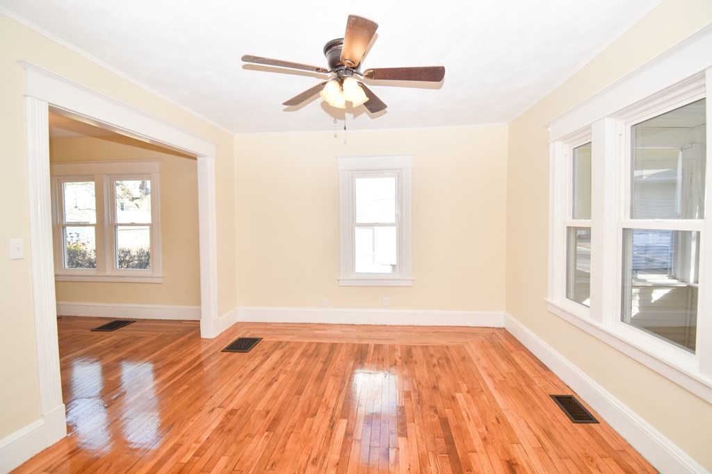 210 El Paso Street Springfield, MA 01104 - Photo 10 of 40 Gallery Image 10