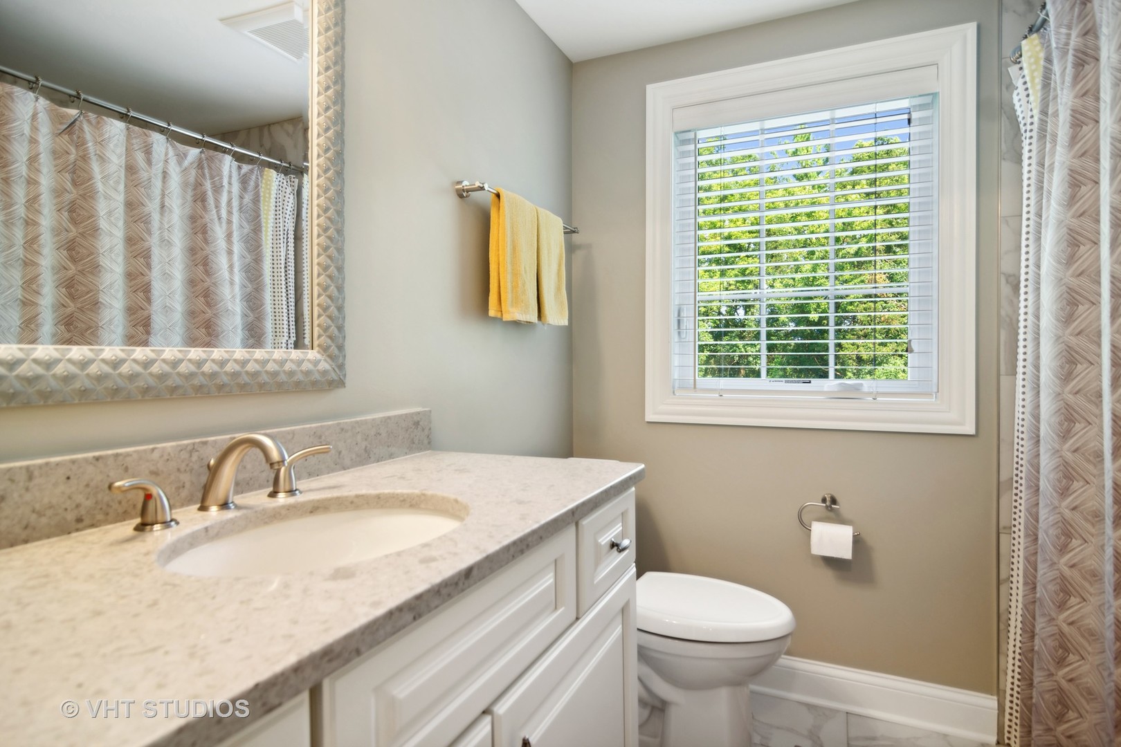 1603 Appleby Road Inverness, IL 60067 - Photo 26 of 44