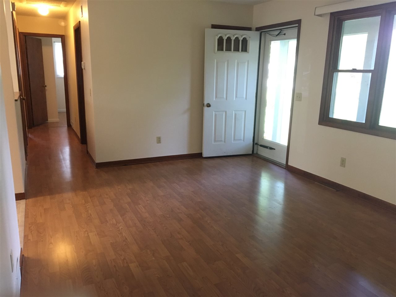 2123 Haaland Road Traverse City, MI 49686 - Photo 5 of 55 1834020-4.JPG