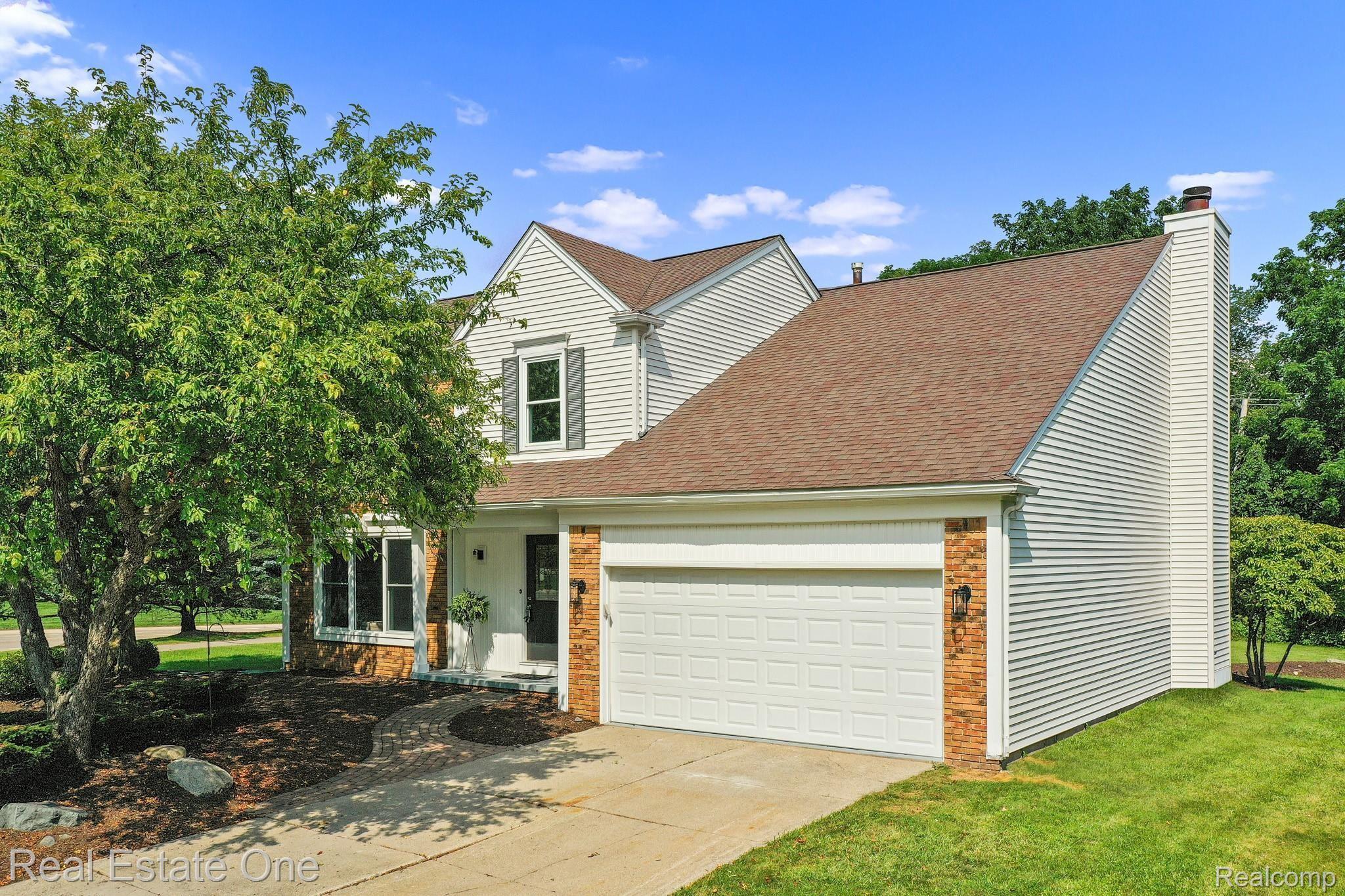 1764 Ridgecrest Rochester, MI 48306 - Photo 29 of 42 DJI_0184.jpg