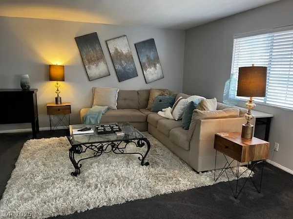 $1,900 | Undisclosed Address, Las Vegas, NV 89117