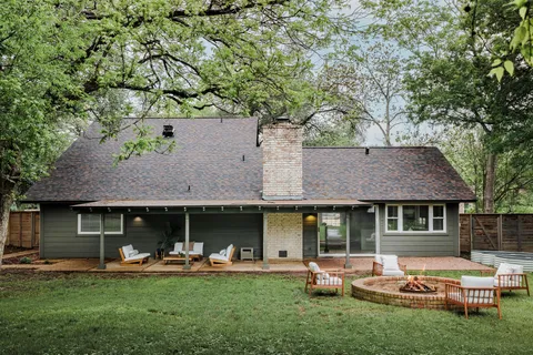 $775,000 | 2401 Vassal Drive, Austin, TX 78748