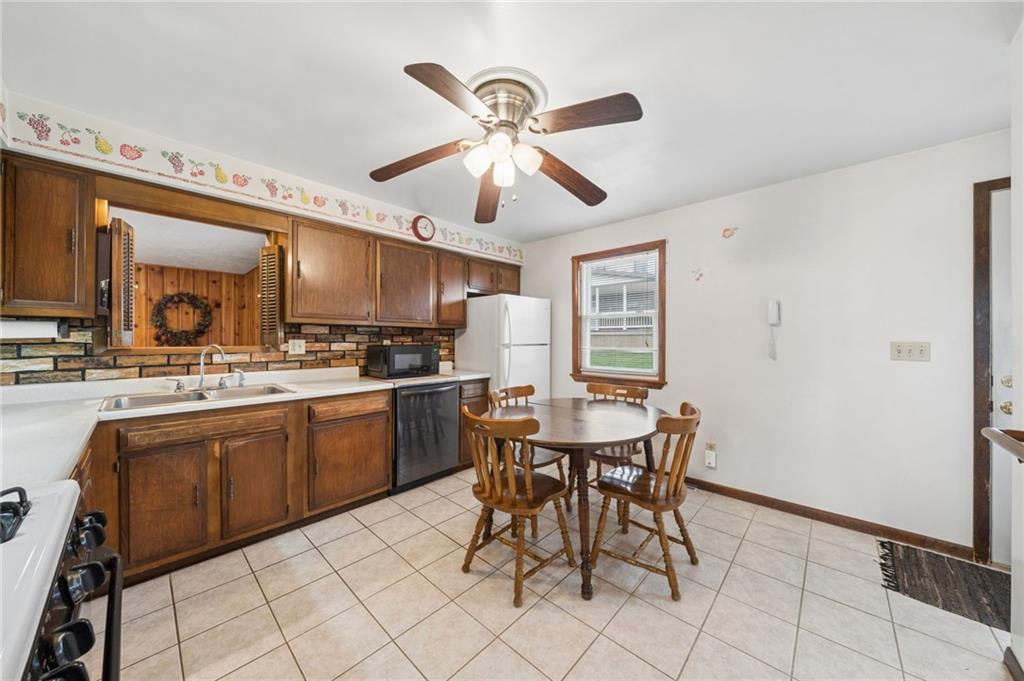 216 Pine Hill Road Kittanning, PA 16201 - Photo 15 of 35