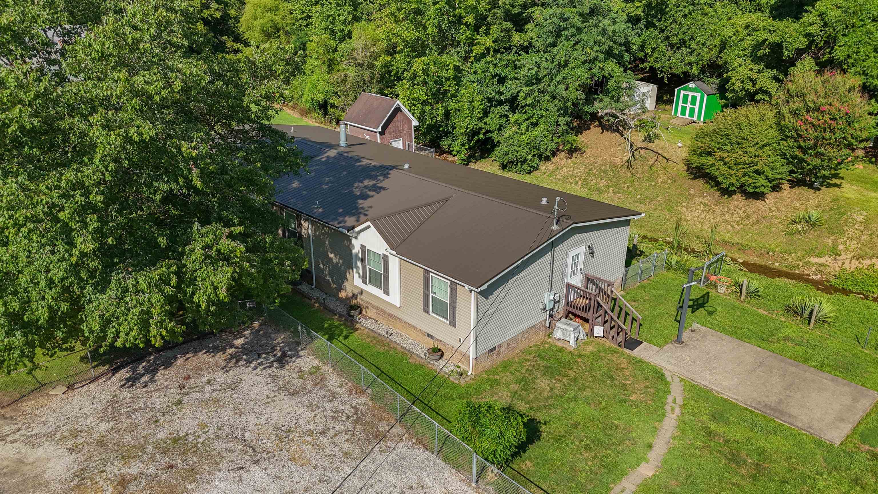 4390 Hughes Branch Road Huntington, WV 25701 - Photo 28 of 30 Gallery Image 28