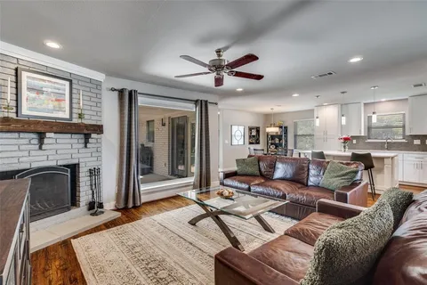 $699,900 | 6851 Whitehill Street, Dallas, TX 75231