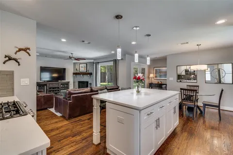 $699,900 | 6851 Whitehill Street, Dallas, TX 75231