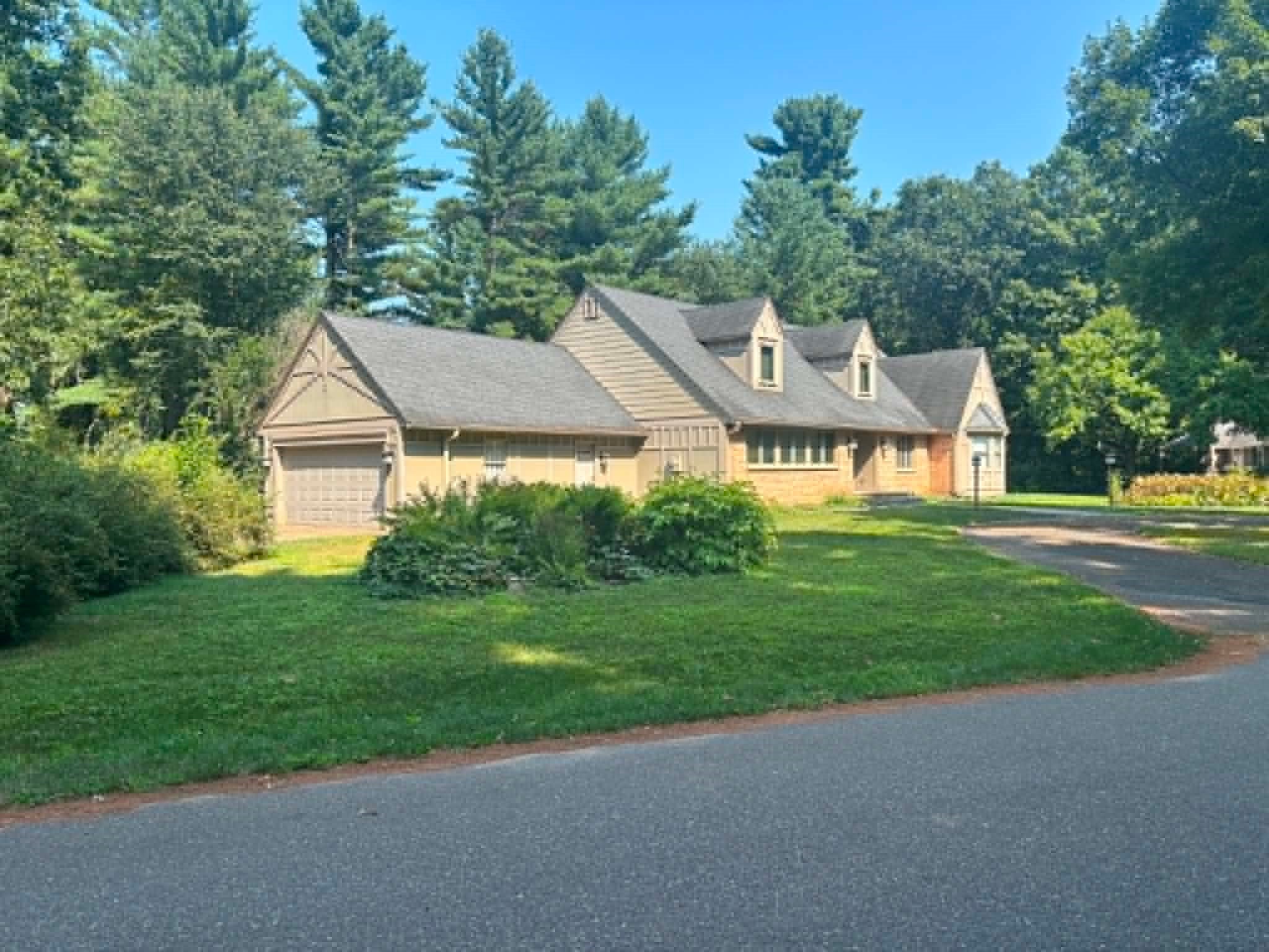 346 Heather Road Eau Claire, WI 54701 - Photo 2 of 2 Gallery Image 2