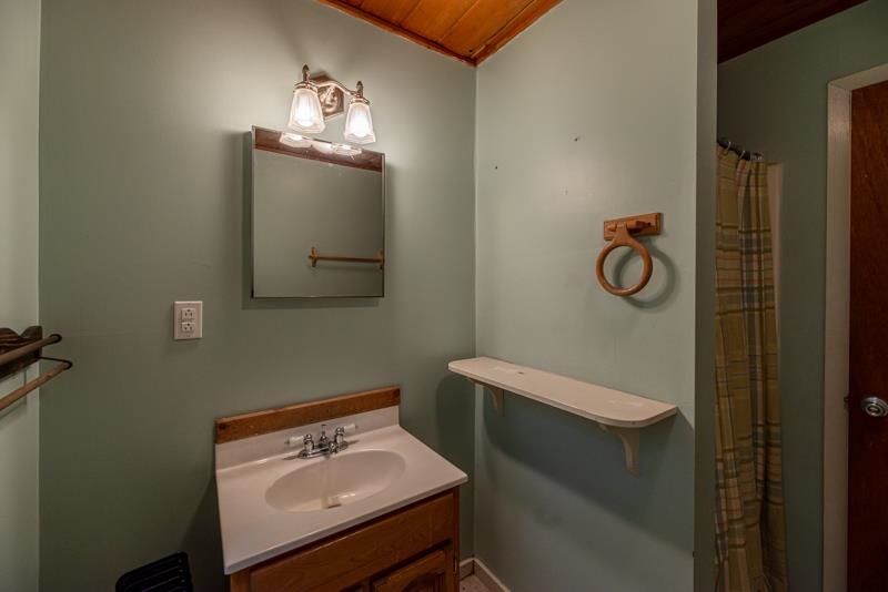 7 Old Beaver Pond Road Winhall, VT 05255 - Photo 18 of 26 Gallery Image 18