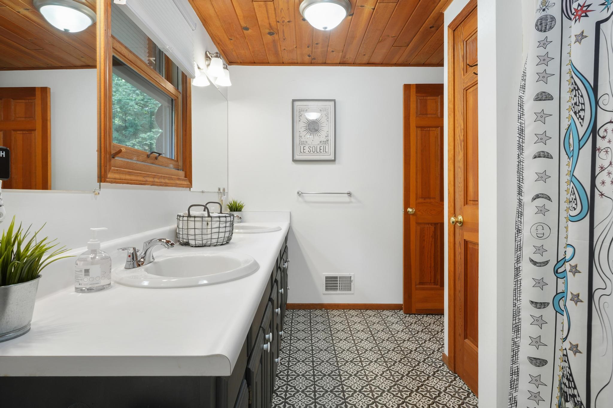 330 Rasho Road Traverse City, MI 49696 - Photo 27 of 45 1951015-1A528CA6-3C5C-41A2-AA91-7BDD7FF2CBC4.JPG