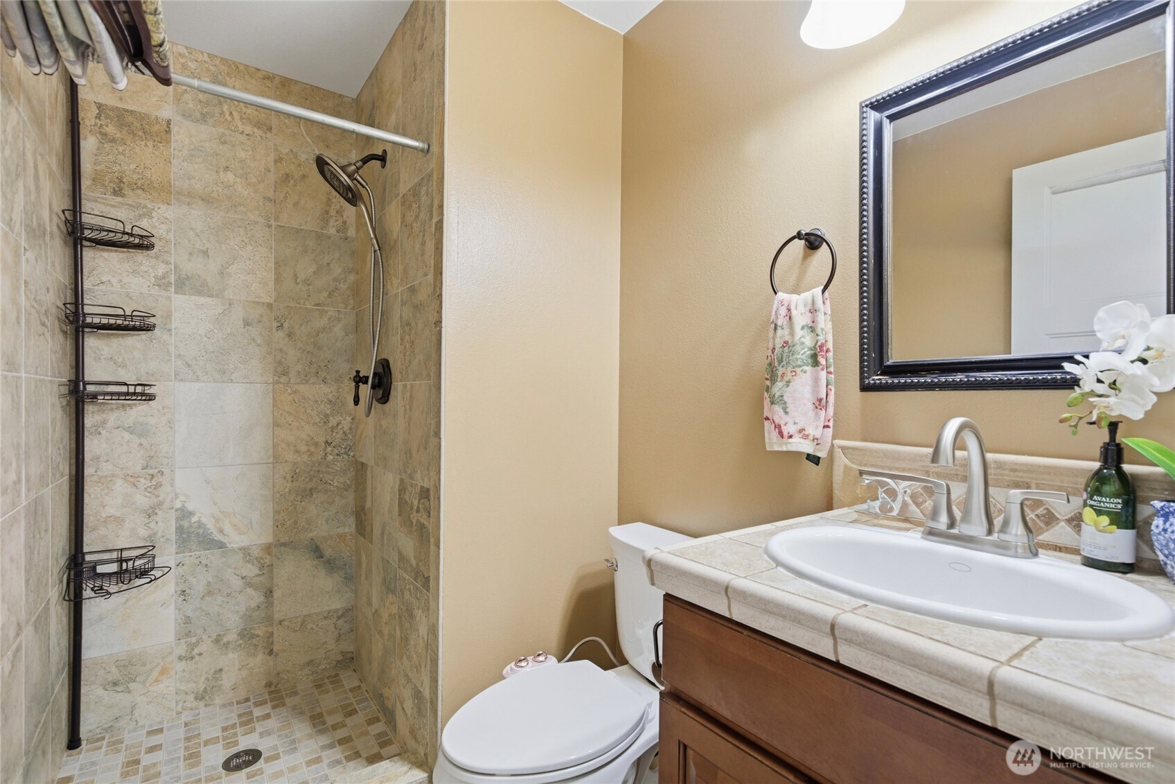10927 Northeast 157th Street Bothell, WA 98011 - Photo 19 of 38