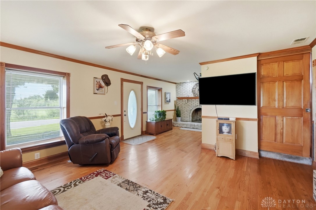 10870 Pansing Road Englewood, OH 45322 - Photo 11 of 43