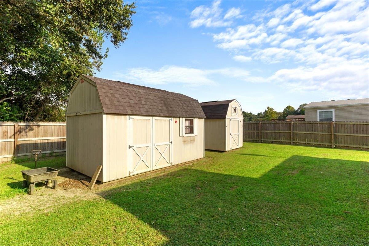 21644 West Side Loop Silverhill, AL 36576 - Photo 22 of 25 Storage Buildings