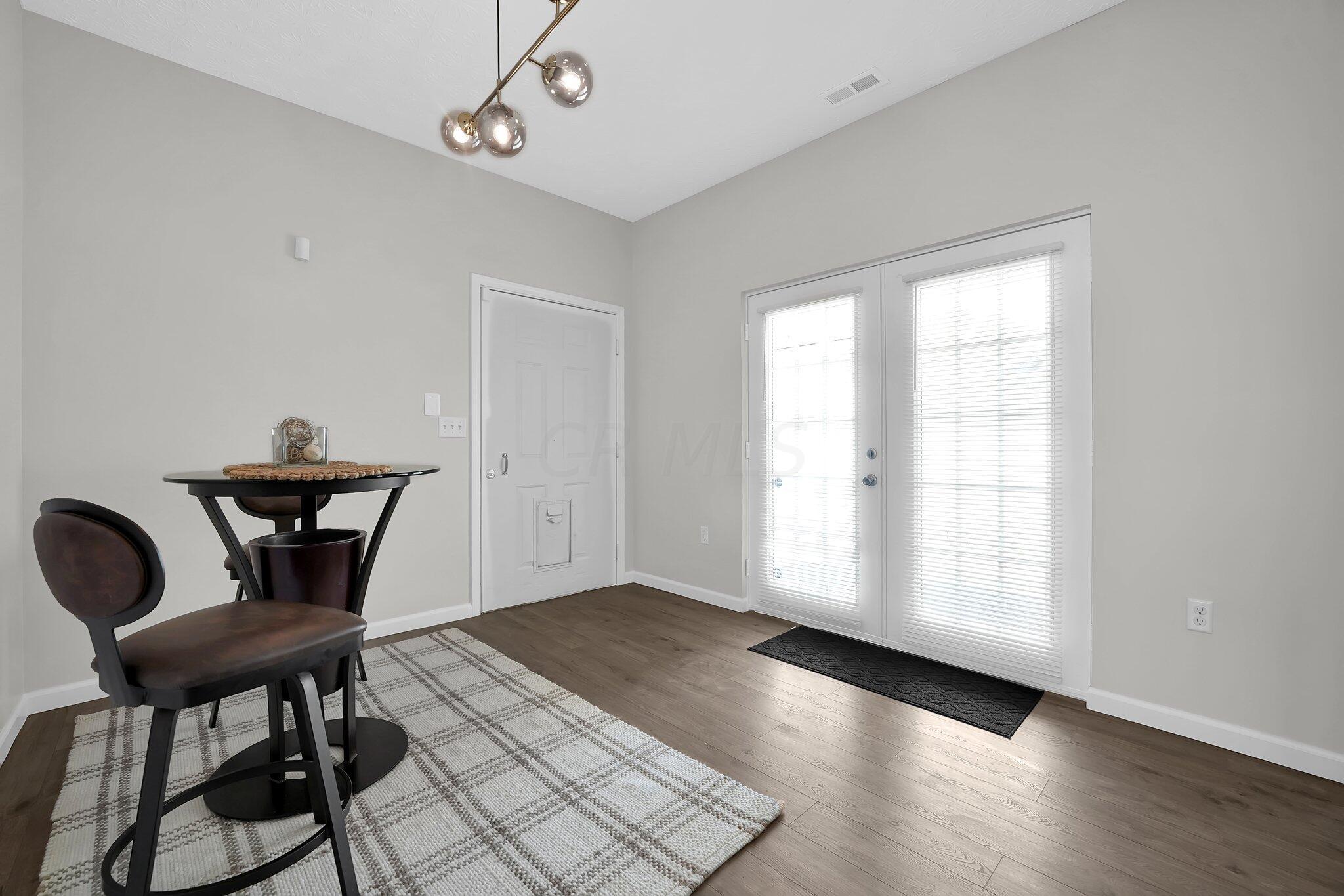 2838 Sunbury Road Columbus, OH 43219 - Photo 15 of 35 24-web-or-mls-2838-sunbury-rd